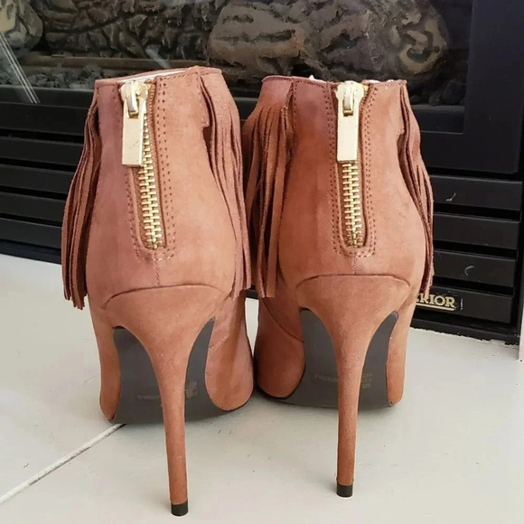 Qupid Camel Tassle High Heels - Picture 3 of 3